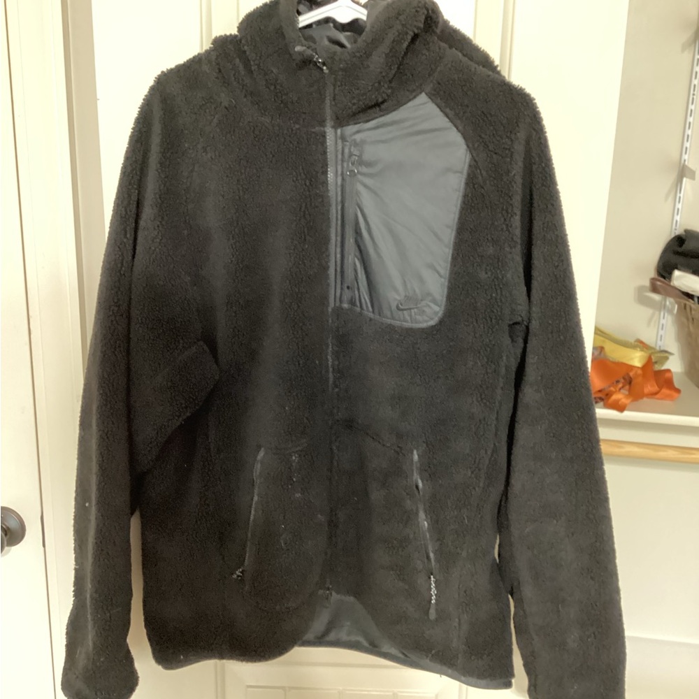 NikeSB black Sherpa zip up jacket adult large